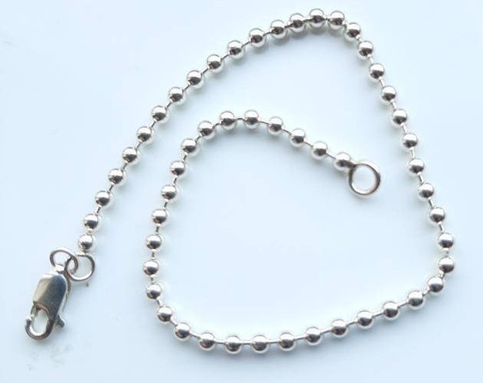 7 and a half inch long silver, 2.5mm ball  chain bracelet.