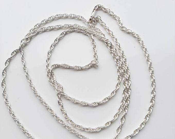3mm, 40 inch long , hallmarked, sterling silver, loose Prince of Wales chain.