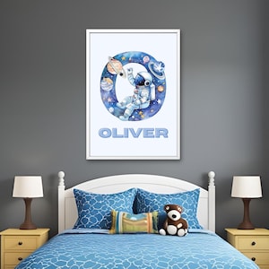 Impressão de quarto infantil de astronauta | Inicial do nome | Tema espacial | A5, A4, A3 | Impressões de alta qualidade | Arte de parede personalizada para quarto de bebê