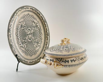 Antique Wedgwood Scinde Transferware Tureen – Cobalt Blue Floral Ironstone (21cm)