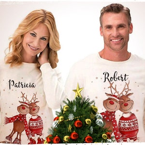 Paare personalisierte Weihnachtspyjamas mit zwei Rentieren mit der roten Nase Liebhaber Weihnachten Pyjamas Long Sleve Top & Bottoms in voller Länge Xmas PJs Bild 4