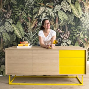 Aparador moderno amarillo