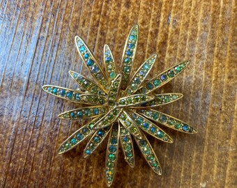 Vintage Aurora borealis brooch, gold tone, 3d