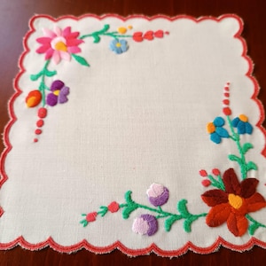 Hand-Embroidered 6.3&quot; Vintage Doily, Napkin with Traditional Hungarian (Kalocsa) Folk Embroidery