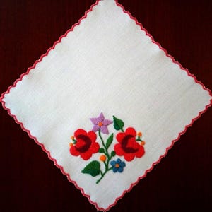 Hand-Embroidered 7&quot; Vintage Doily, Napkin with Traditional Hungarian (Kalocsa) Folk Embroidery