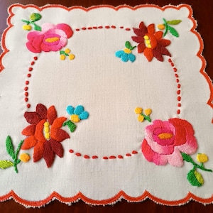Hand-Embroidered 6.3&quot; Vintage Doily, Napkin with Traditional Hungarian (Kalocsa) Folk Embroidery