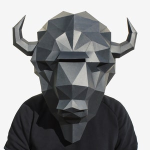 Maschera bisonte fai da te, modello di carta per lavoretti di bisonte, maschera di Halloween, maschera stampabile, download immediato di PDF, maschera 3D low poly, animale origami, regalo fai da te