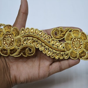 Wholesale 5 CM Ribbon Costume Metallic Beaded Antique Gold Stone Lace Floral Trimmings Embellished dresses Beaded work Border Trim By 9 yard