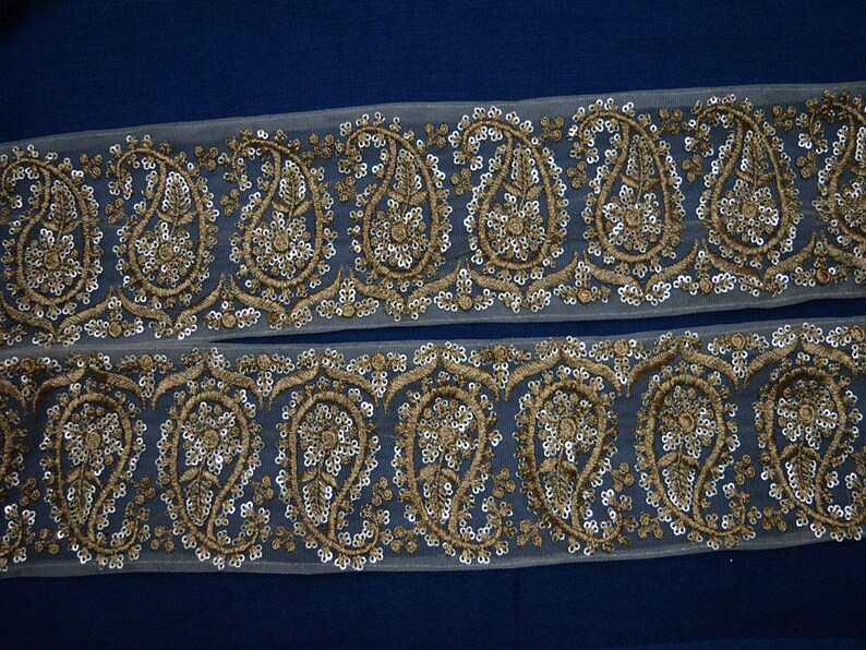 Wholesale Embroidery Sequins Sari Border Indian Laces and Trim By 9 Yard Trimming Paisley Sewing Costume Lace Fashion trim Net Fabric Border