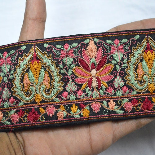 Paisley Indian Saree Border Crafting Embroidery Sewing - Etsy