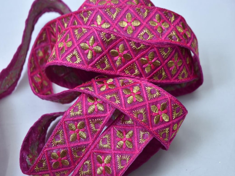 9 Yard Wholesale Magenta Decorative Laces Sari Border Fabric Embroidered Ribbon Craft Trim Fashion Embellishment Trimmings sewing border