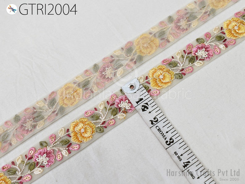 9 Yard Indian Embroidered Trim Sari Fabric Gift Wrapping Ribbon Embellishment Sewing DIY Crafting Border Embroidery Cushions Lace Home Decor image 9