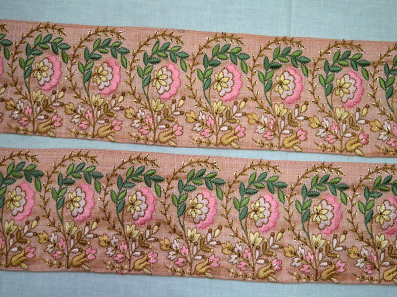Wholesale Salmon Pink Embroidered Trimmings Ribbon Saree Border Fabric Trim By 9 Yard Indian Sari Laces Embroidery Floral gold indian trim