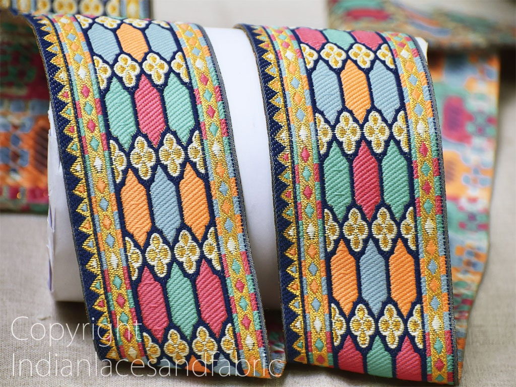 Sari Border Brocade Metallic Jacquard Trim 5 Yards Lavender-Gray & Gold Sari Border Brocade Metallic Jacquard Trim 5 Yards Lavender-Gray & Gold