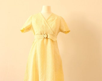 VINTAGE 60S LACE DRESS pastel yellow girly summer