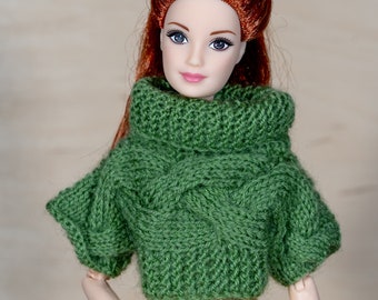 Groene gebreide trui voor Fashion Royalty, 30 cm grote poppen en andere poppen met vergelijkbare lichaamsgrootte.