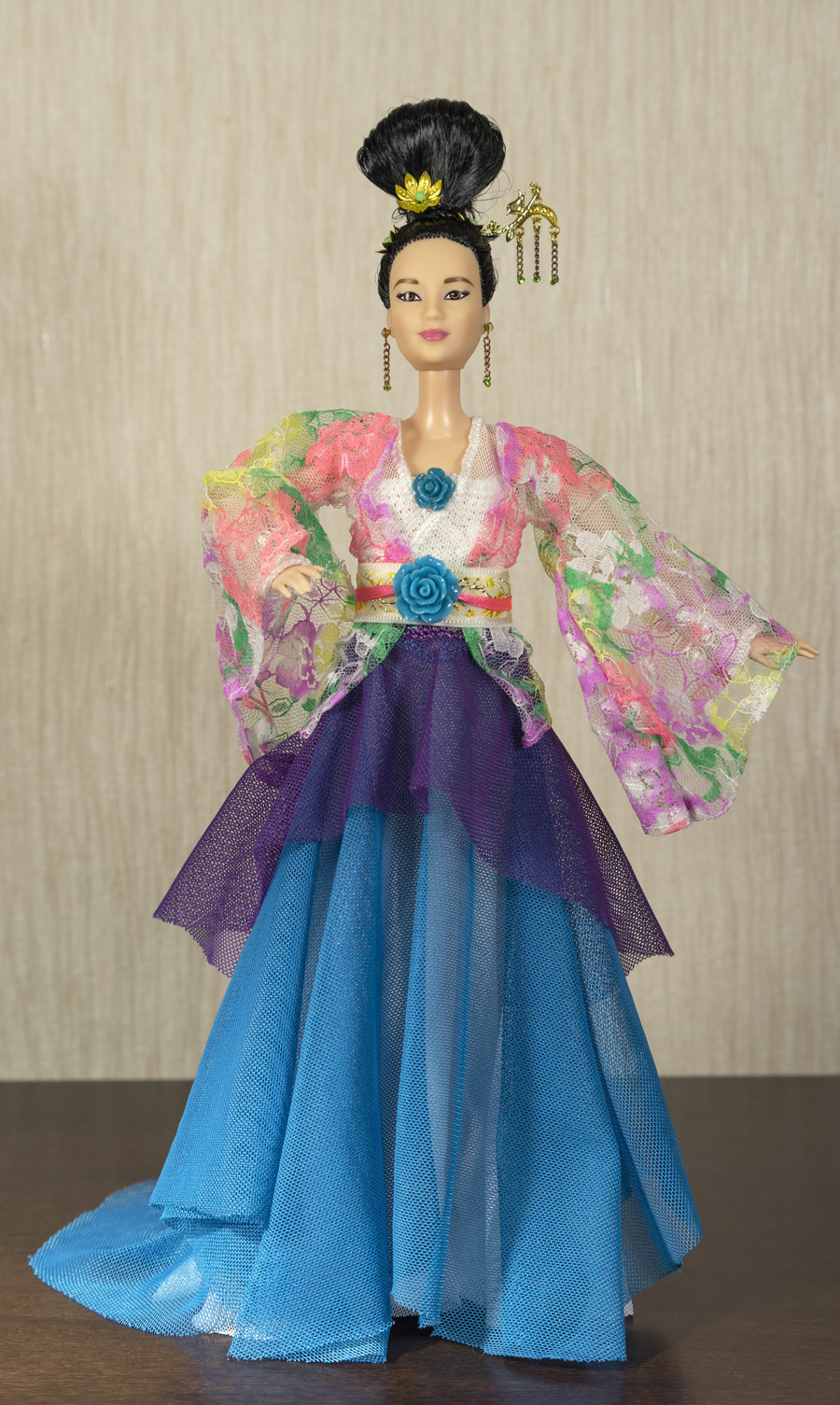 open lace back dress Amazon.com: Barbie Dolls of The World: Princess of China : Toys & Games main image 1
