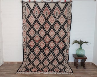 Fabulous Moroccan rug - Vintage Berber Rug - Handmade Carpet - genuine lamb wool - used rug - Beni Ourain rug.