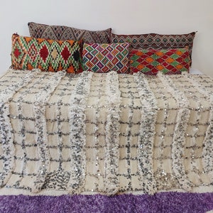 Authentic and unique Moroccan wedding blanket, Berber Handira