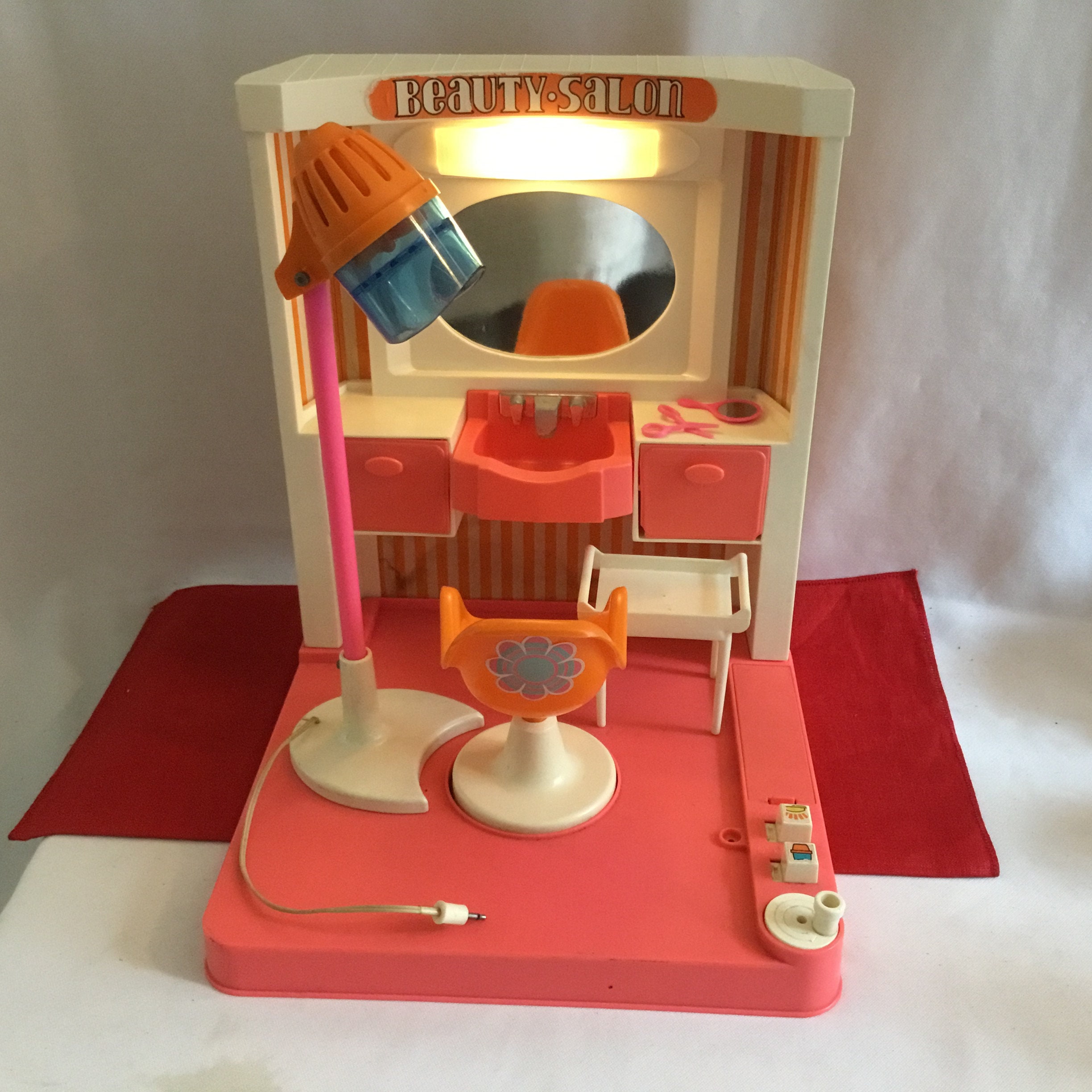 barbie beauty salon vintage