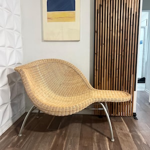 Vintage mid century wicker sculptural chaise FREE US SHIPPING