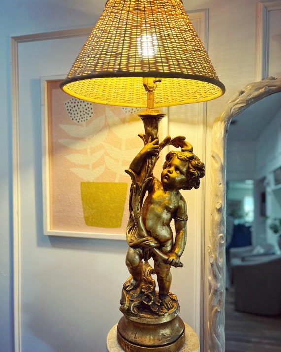 Bronze cherub 2025 table lamp
