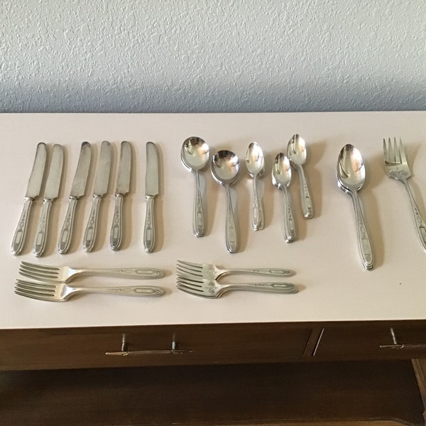 Art Deco Community Plate Silverplate Flatware Set, Grosvenor Pattern