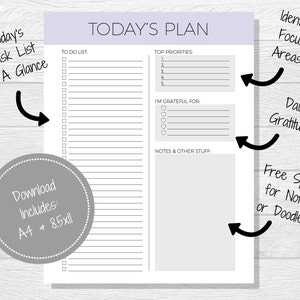 Op de afbeelding: Een printbare dagelijkse planner met secties voor een to-dolijst, topprioriteiten, dankbaarheid en notities. De planner is ontworpen in een lichtgrijs en wit kleurenschema met een lichtpaarse kop.