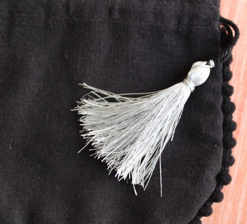 custom logo pouches jewelry pouches coin pouches hand bags gift bags 100 BLACK cotton fabric pouch with tassel