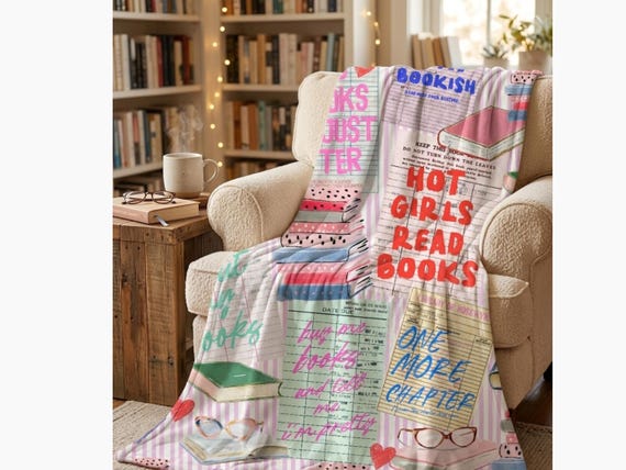 BookTok Reader Blanket, Cozy Reading Aesthetic Throw, Romance Reader Gift, Book Lover Cozy Blanket, Just One More Chapter Reading Gift