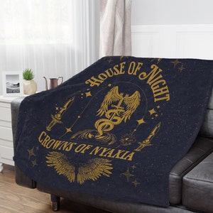 The Serpent and The Wings of Night Leesdeken Crown of Nyaxia Carissa Broadbent Officieel gelicentieerde merchandise Bookish Gift Book Nook Decor