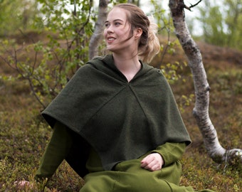 Large Skjoldehamn Hood - 100% Wool - Hand Stitched - Forest Green