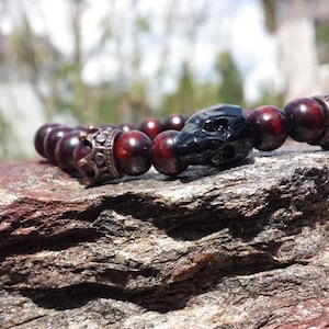 Crystal Skull King with Red Sandalwood