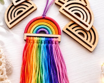 4 Pack Wooden Rainbow Craft Kit Party Bag Filler Favours for Children