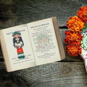 Puede incluir: Un libro abierto con una ilustración colorida de una mujer con vestimenta tradicional azteca. El texto en la página dice "Mictecacihuatl Diosa azteca de la muerte y guardiana de los huesos".