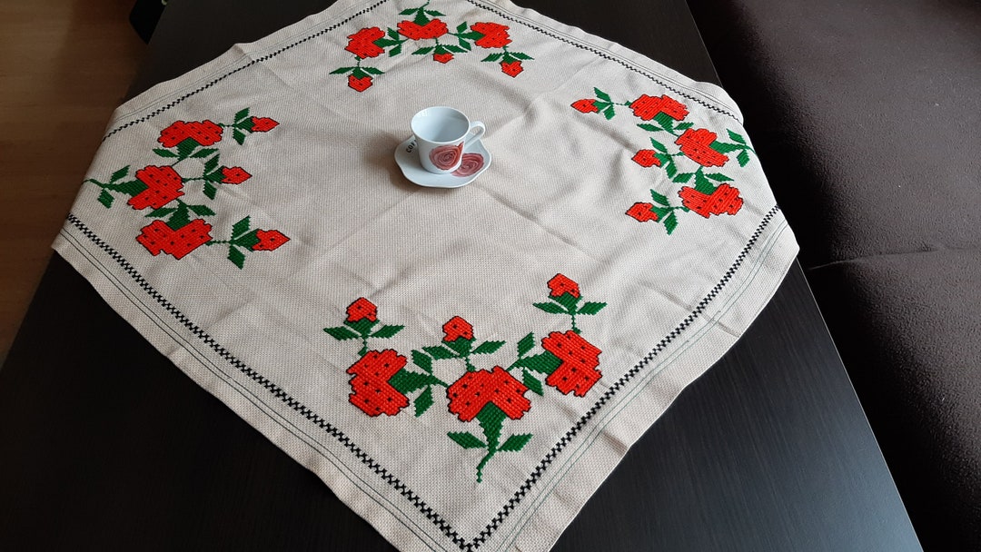 Bulgarian linen Hand Embroidered Table Cover Vintage Table Etsy 日本