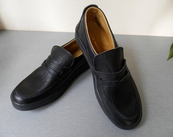 Vintage Herren Schwarze Lederschuhe / bulgarischen Herren Leder Schuhe 70er Jahre / bequeme Schuhe / Business-Schuhe / Casual Schuhe für Männer.