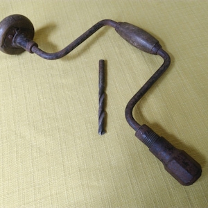 Jahrgang Handbohrer Antik Metall Handbohrmaschine primitiven Hand Drill / Primitive Tischlerei Werkzeug / Sammlerstück Werkzeug Holzarbeiter Drill