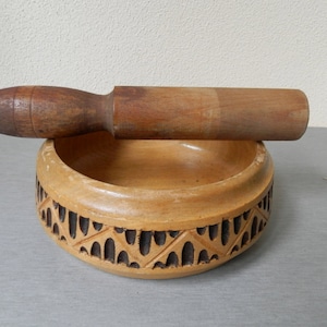 Pilon en bois Vintage Vintage Pilon et mortier en bois rustique cuisine / Antique bois mortier / Pilon et mortier à épices / ferme.