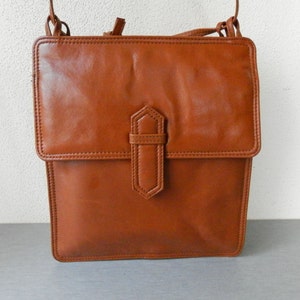 Vintage Leather Handbag / Brown Leather Handbag / Leather Purse Bag / Woman Retro Shoulder Bag / Messenger Bag / Caramel Brown Satchel Bag