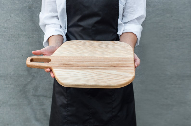 Paddle Cutting Board with Names / Custom Wooden Cutting Board Etsy