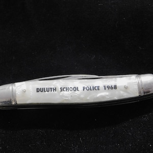 Vintage Collectible Duluth School Police Pocket Knife