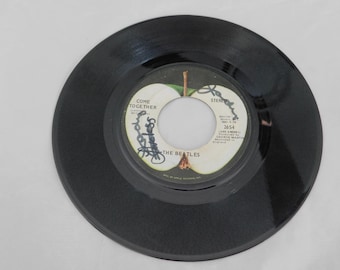 ザ・ビートルズ、45回転シングルレコード・コレクションセット。 ザ