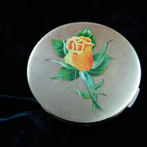 Vintage Collectible Stratton Compact Flower Paining Signer by DH