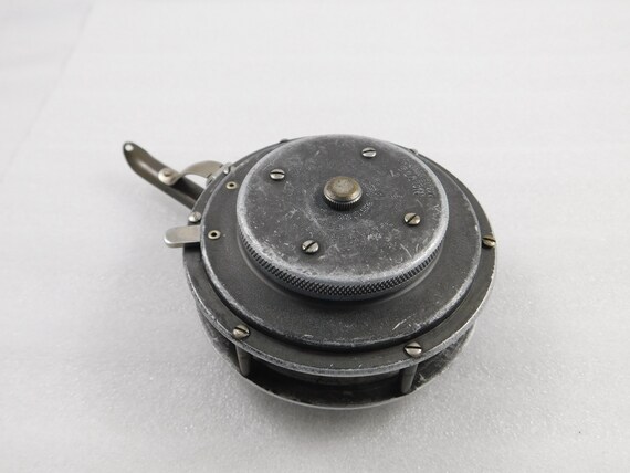 pflueger automatic fly reel