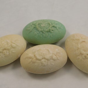 Vintage Collectible Guest Soaps Henri Rocheau