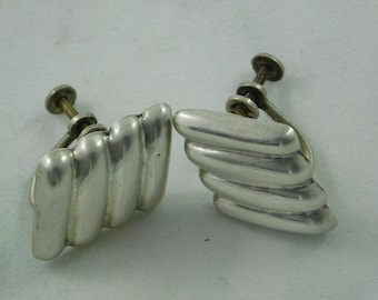 Vintage Collectible Art Deco Style Screw Back Earring Silver