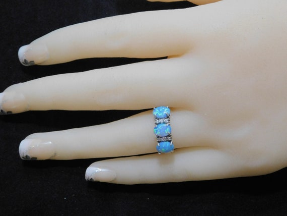 Vintage Collectible Sterling Silver Opal Ring - image 2