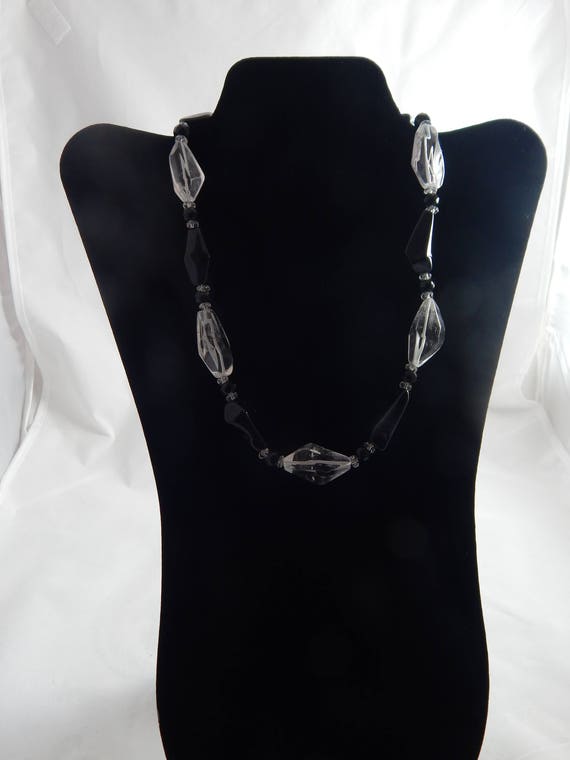 Vintage Beaded Necklace Black and Clear