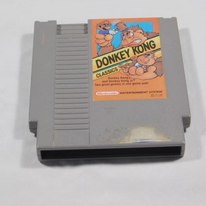 Vintage Collectible Nintendo Donkey Kong Game